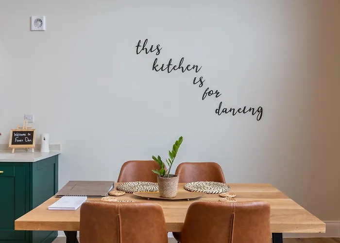 Foxes Den Nyaraló *