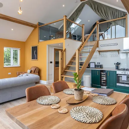 Foxes Den Tatil Evi